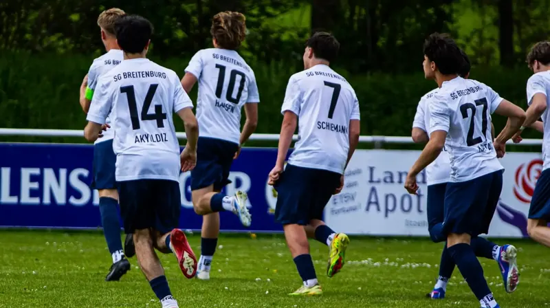 Spielszene der SG Breitenburg, Bild 4 von 22