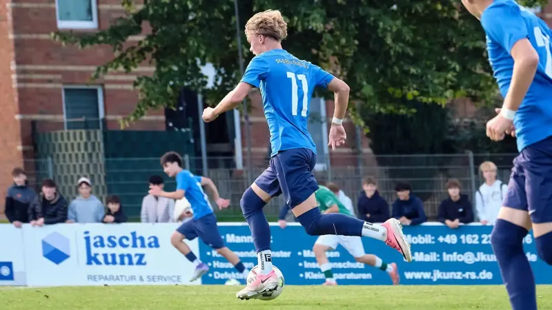 Spielszene der SG Breitenburg, Bild 6 von 22